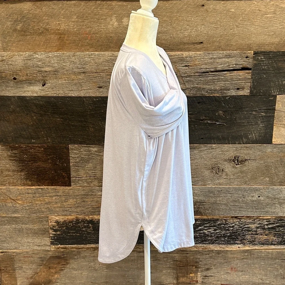 Athleta Uptempo Light Lilac Long Sleeved Tee. Large - Picture 5 of 7